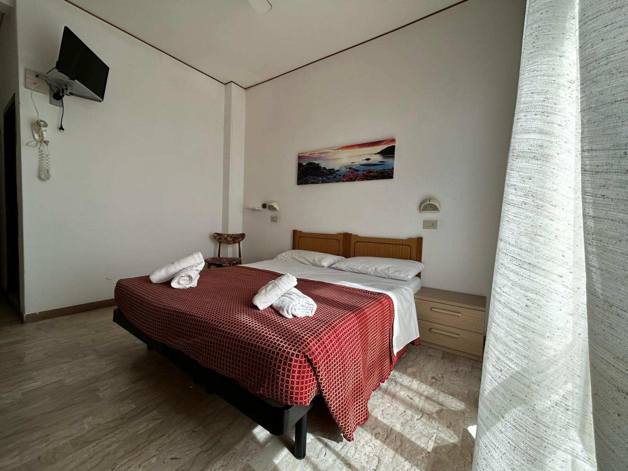 Anny Hotel Rimini Exterior photo