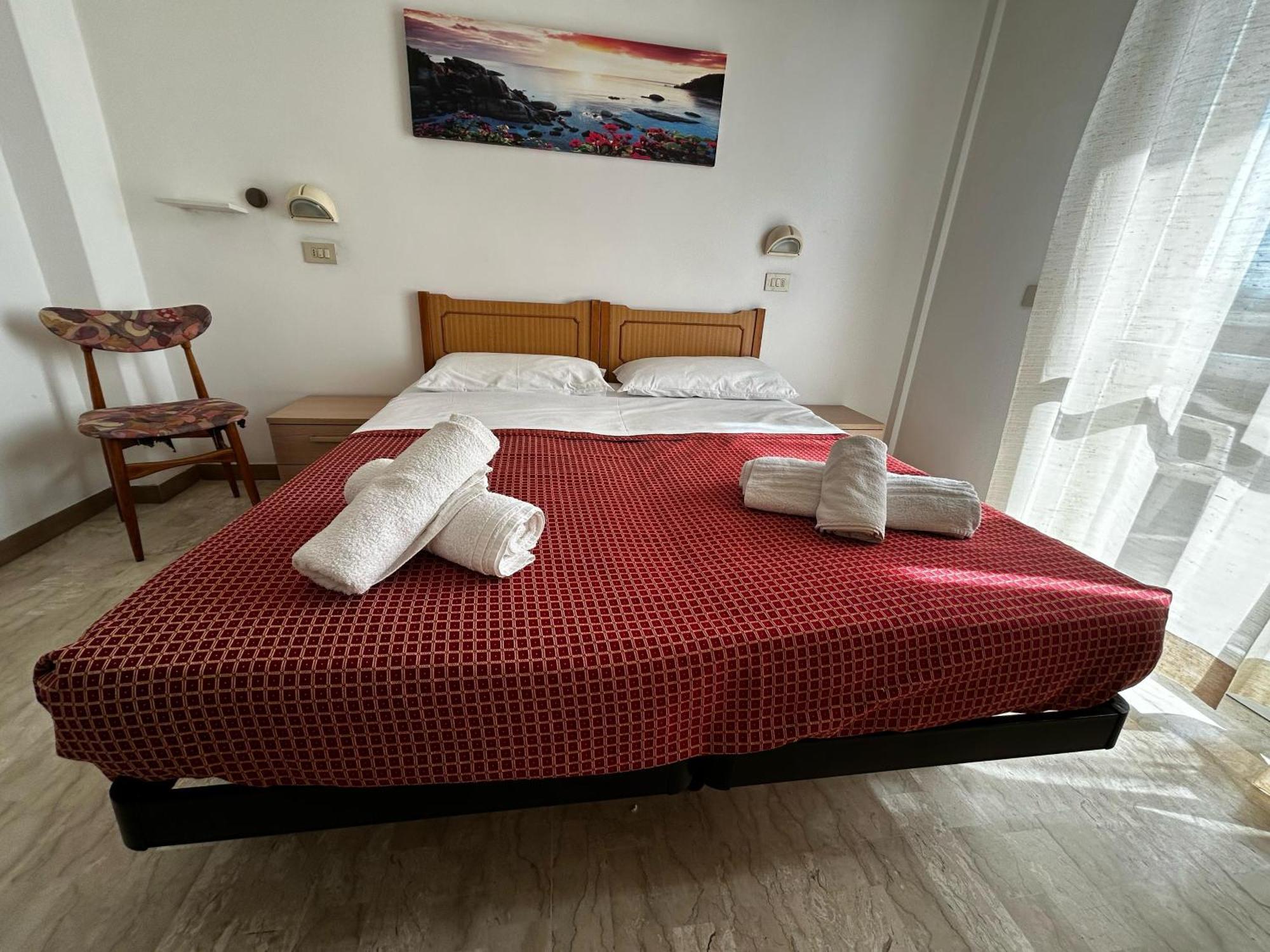 Anny Hotel Rimini Exterior photo