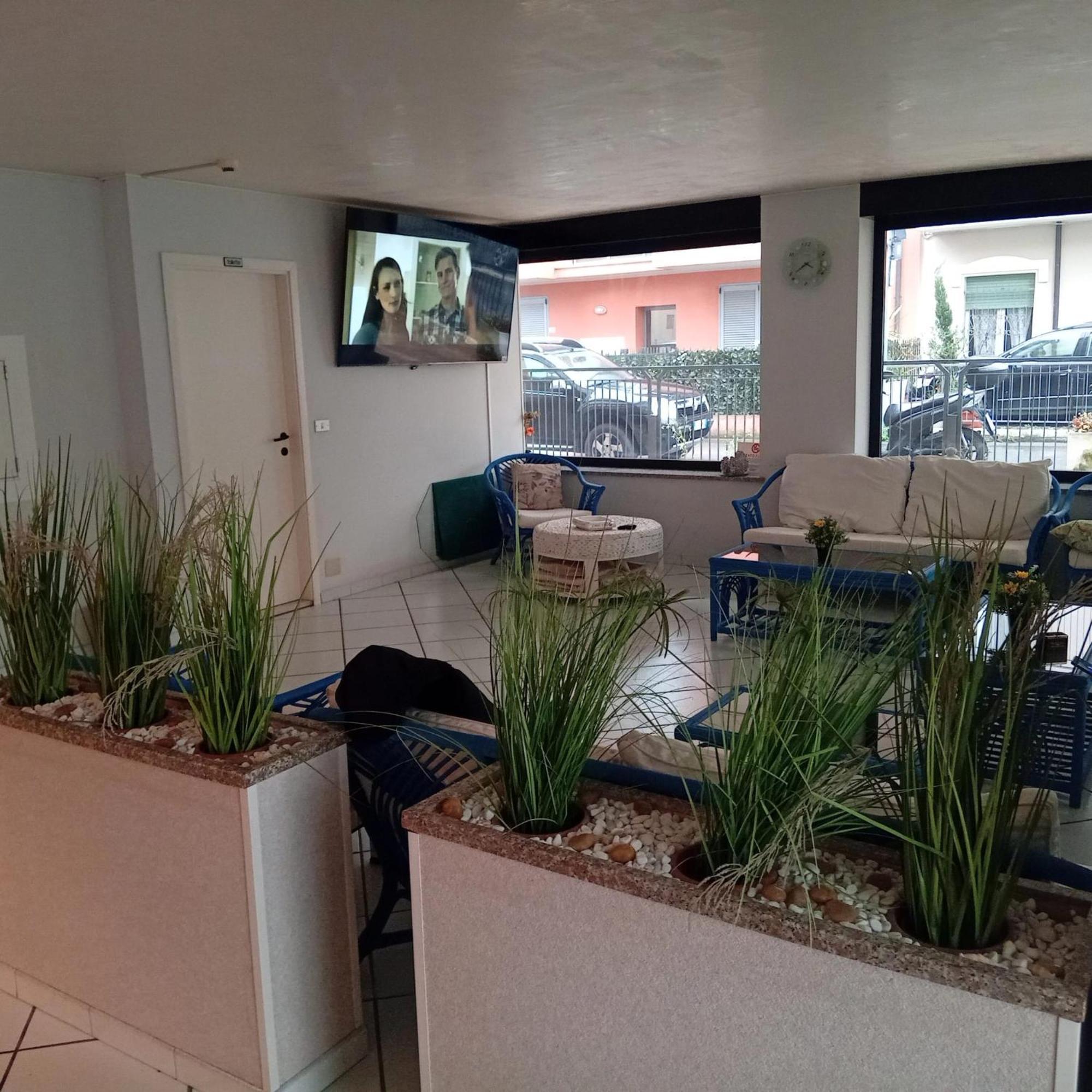 Anny Hotel Rimini Exterior photo