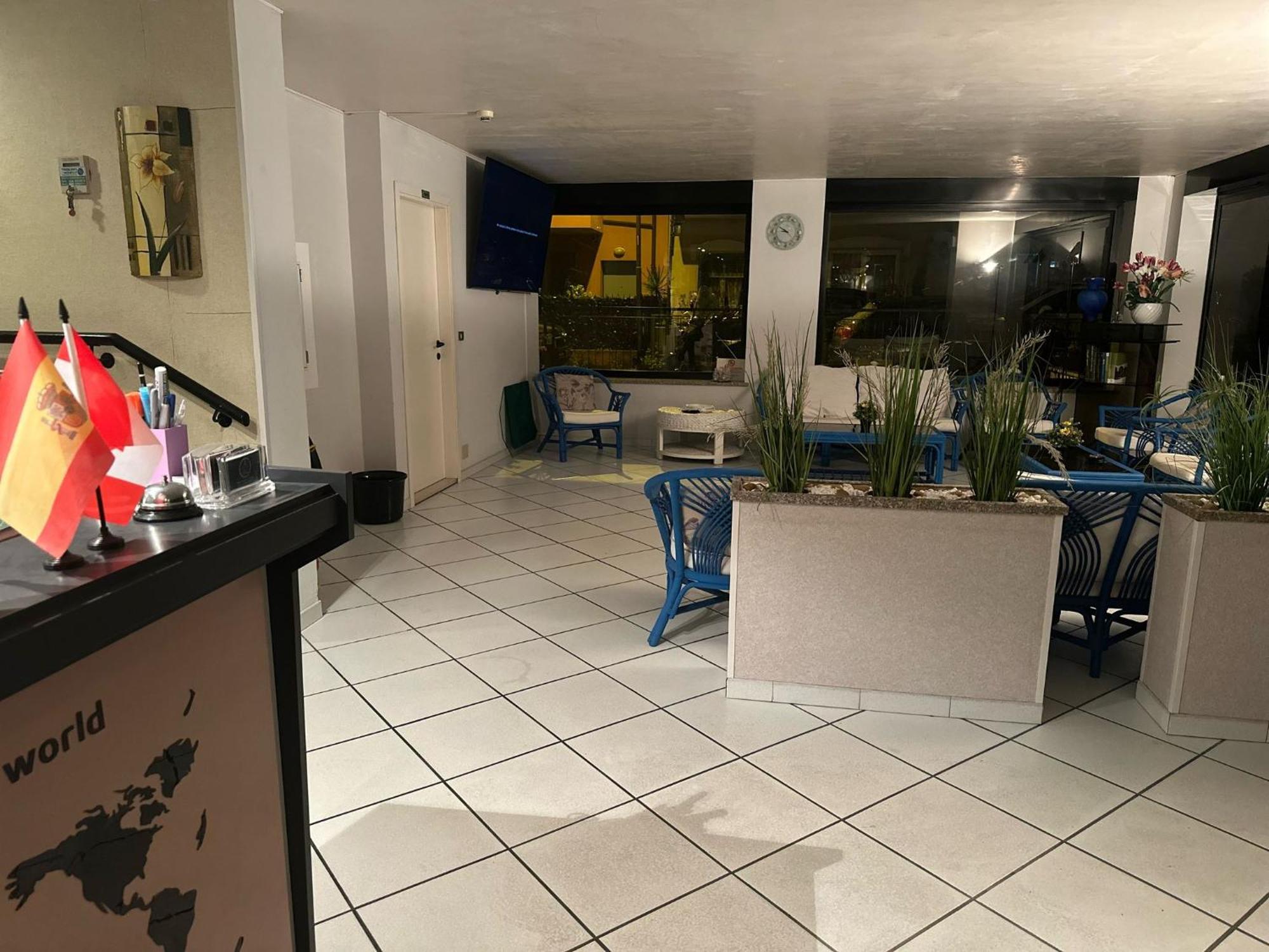 Anny Hotel Rimini Exterior photo