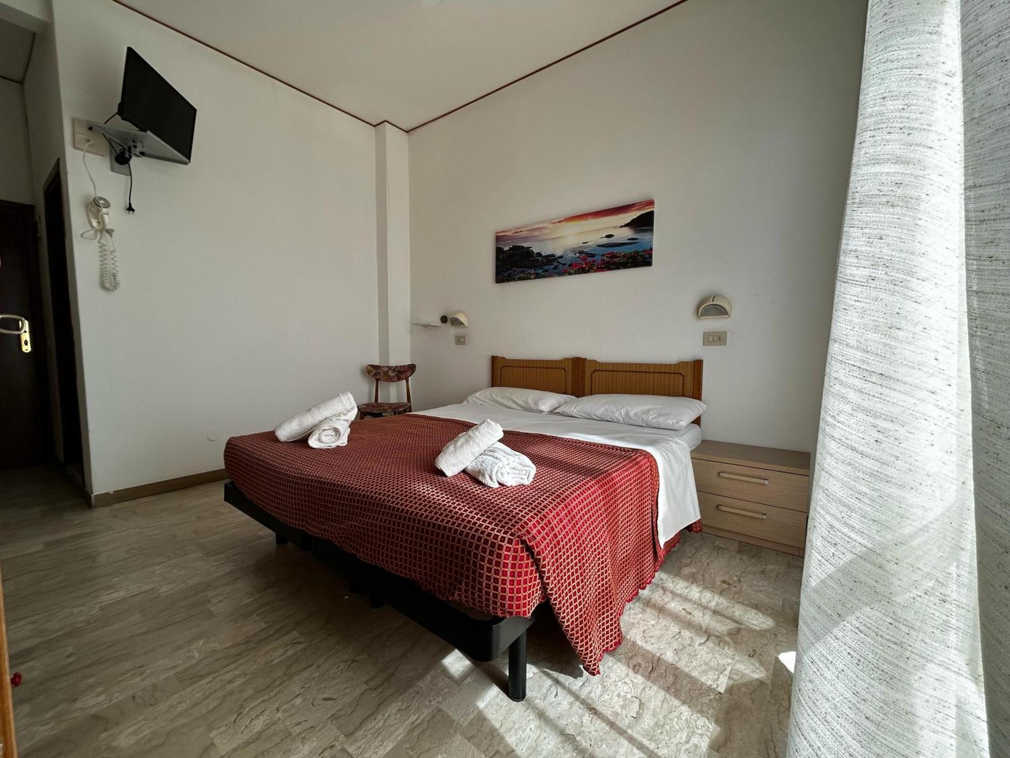 Anny Hotel Rimini Exterior photo
