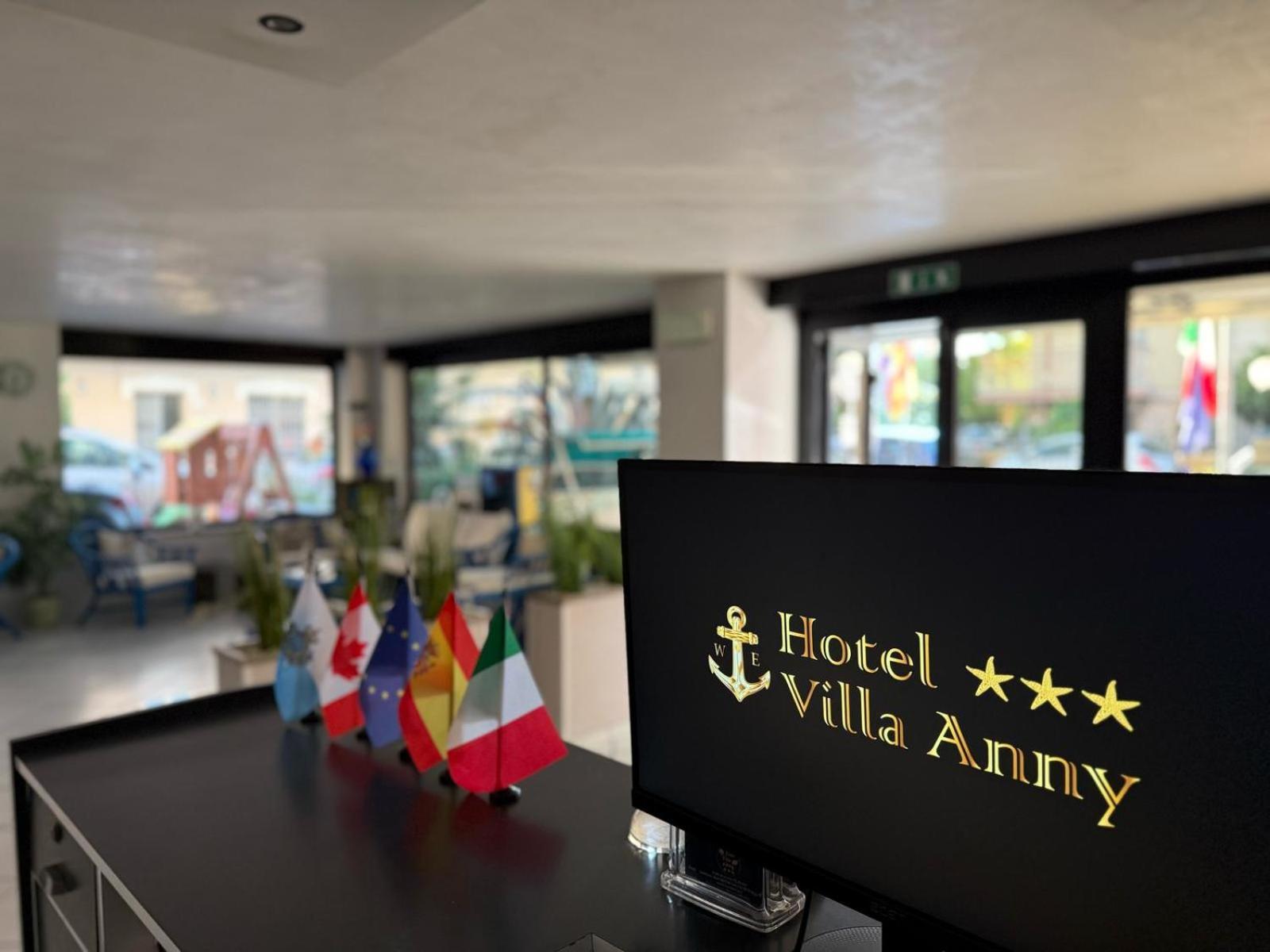 Anny Hotel Rimini Exterior photo