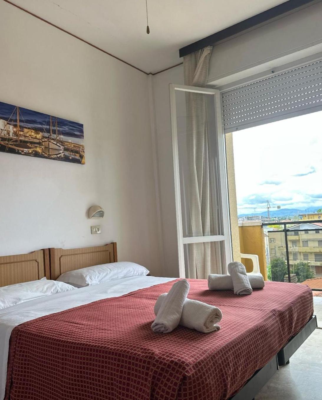 Anny Hotel Rimini Exterior photo