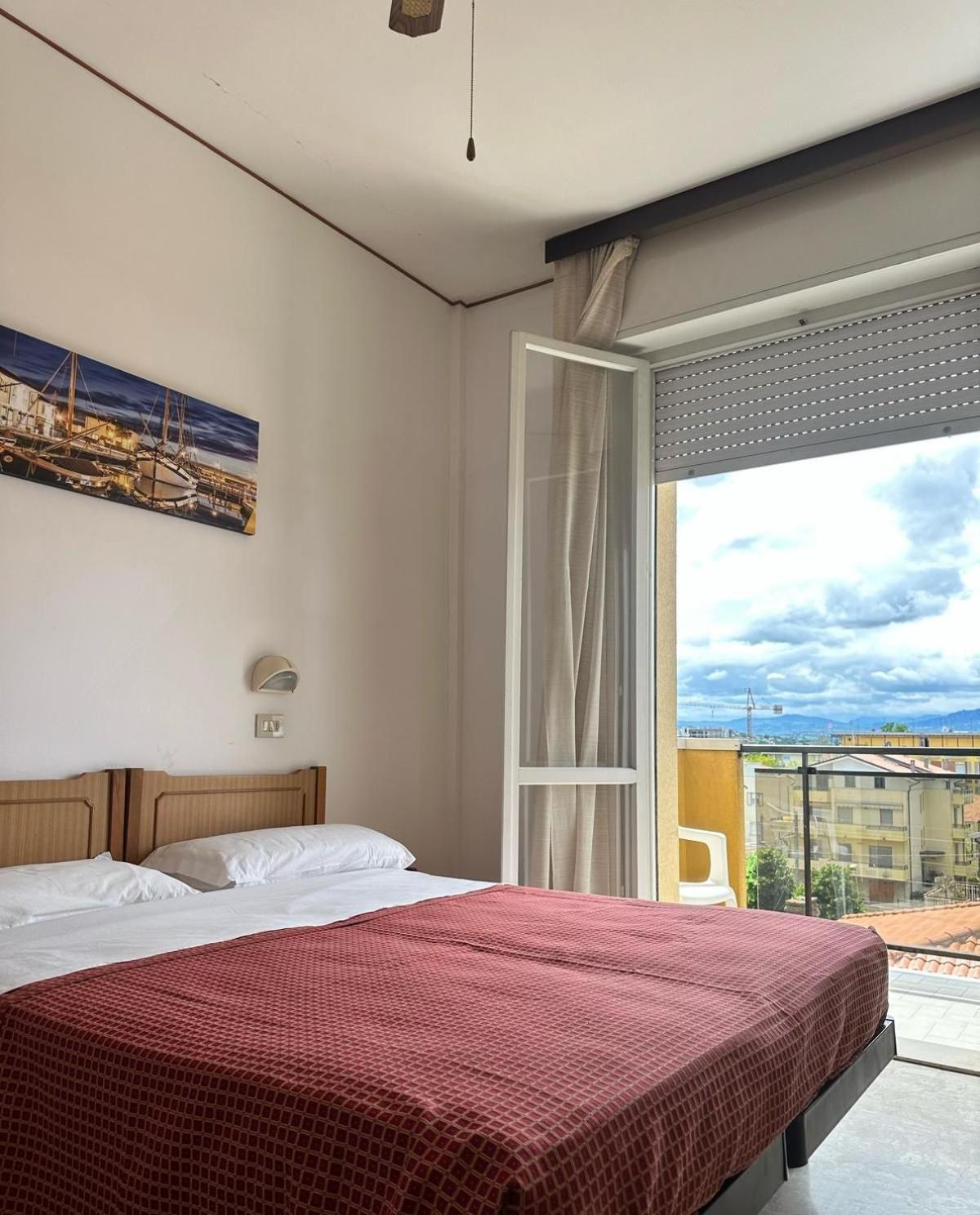 Anny Hotel Rimini Exterior photo